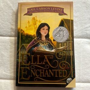 ⭐️2/$12⭐️ Fantasy. Ella Enchanted